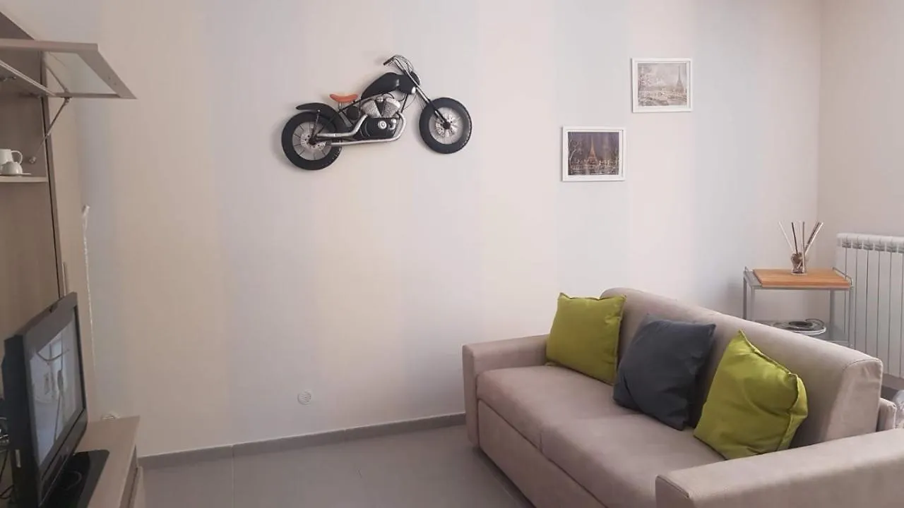 Street House Apartment Naples